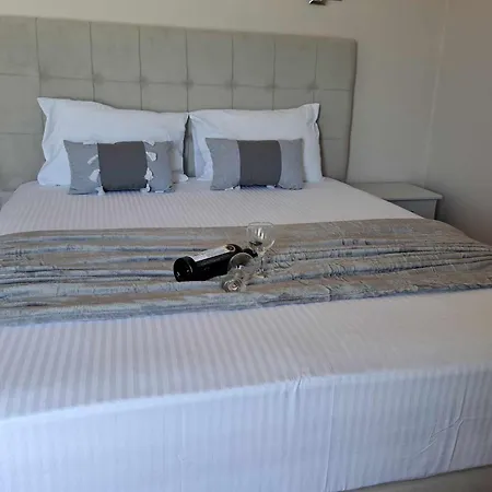 Apartament House Giota *